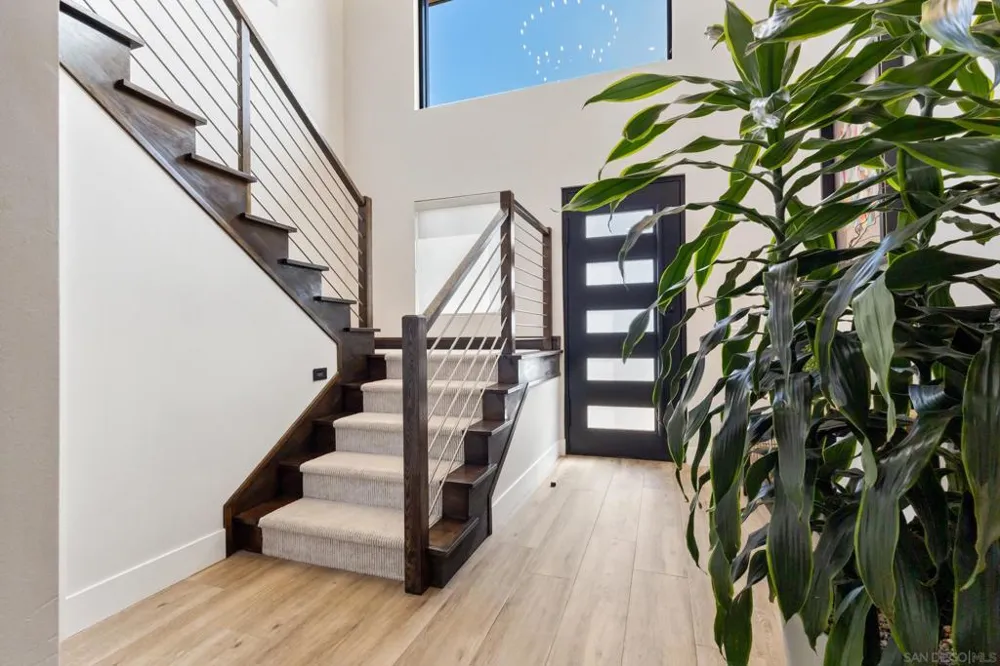 4504 Osprey St San Diego, CA 92107