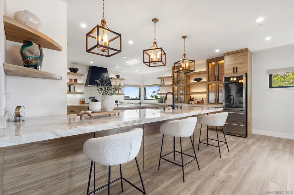 4504 Osprey St San Diego, CA 92107
