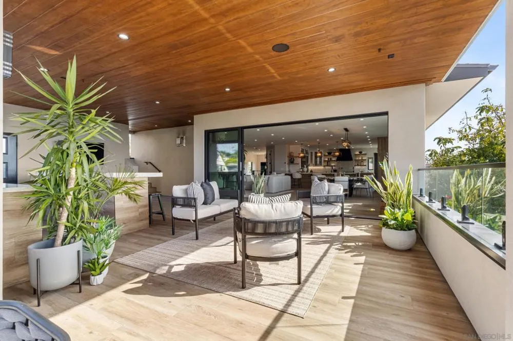 4504 Osprey St San Diego, CA 92107