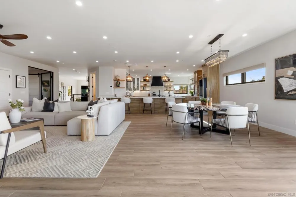 4504 Osprey St San Diego, CA 92107