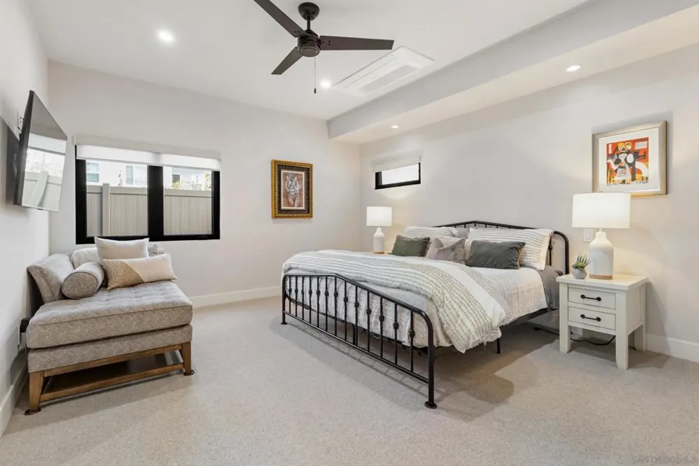 4504 Osprey St San Diego, CA 92107