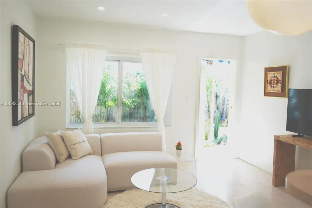 2904 Ocean Blvd Fort Lauderdale, FL 33308