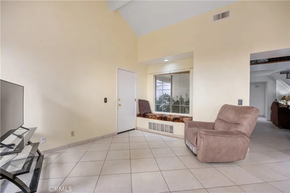 13709 Grand Isle Moorpark, CA 93021