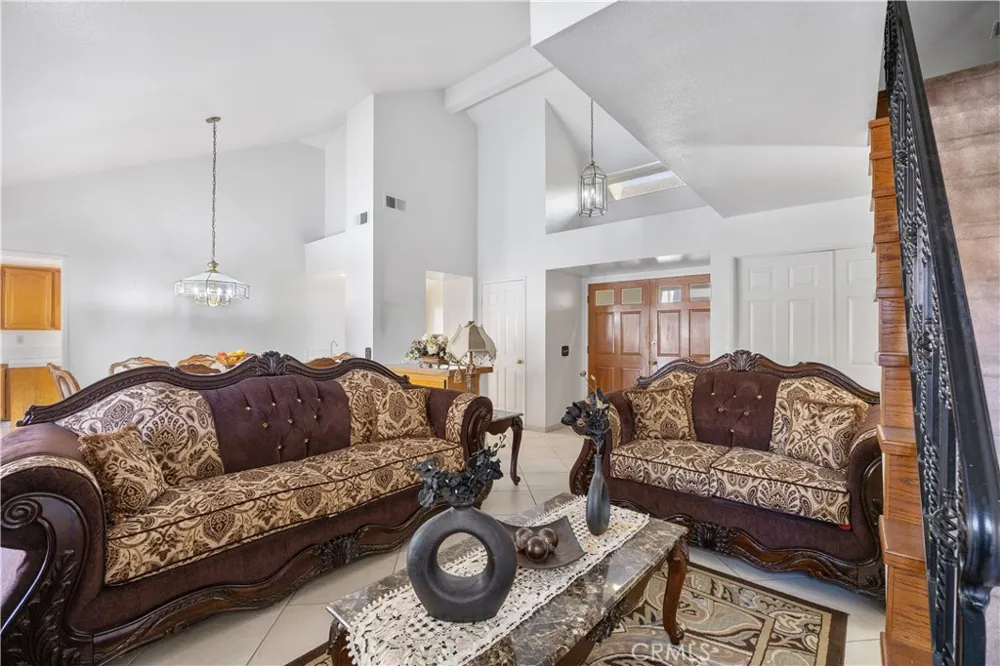 13709 Grand Isle Moorpark, CA 93021