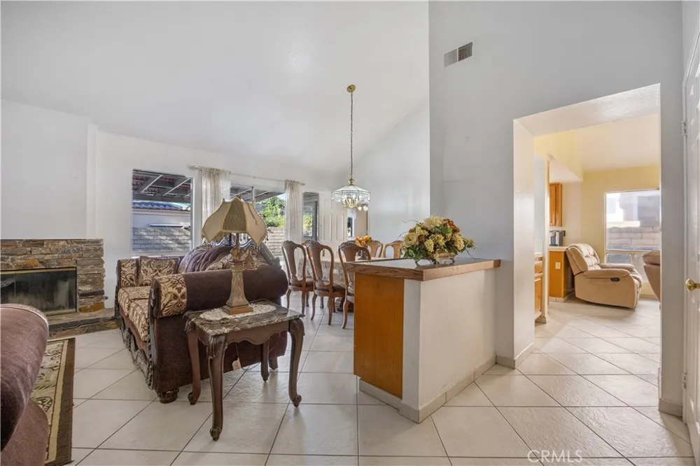 13709 Grand Isle Moorpark, CA 93021