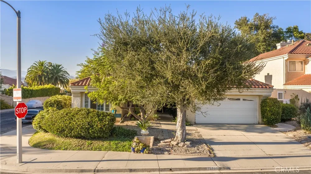 13709 Grand Isle Moorpark, CA 93021
