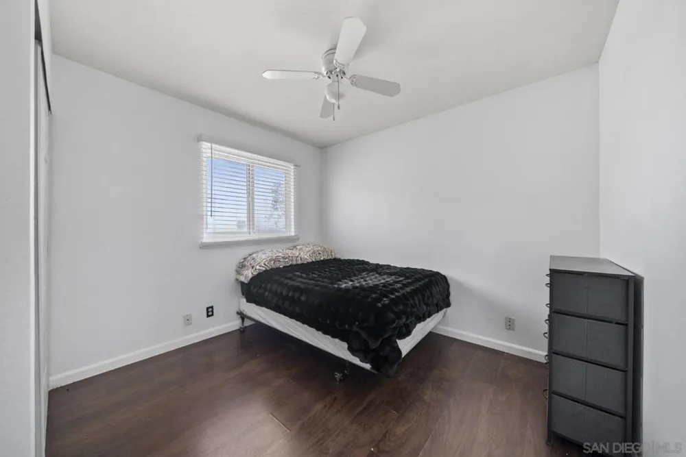 6476 Calle Pavana San Diego, CA 92139