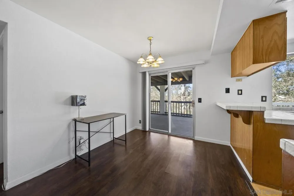 6476 Calle Pavana San Diego, CA 92139