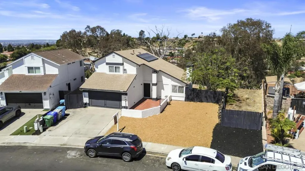6476 Calle Pavana San Diego, CA 92139