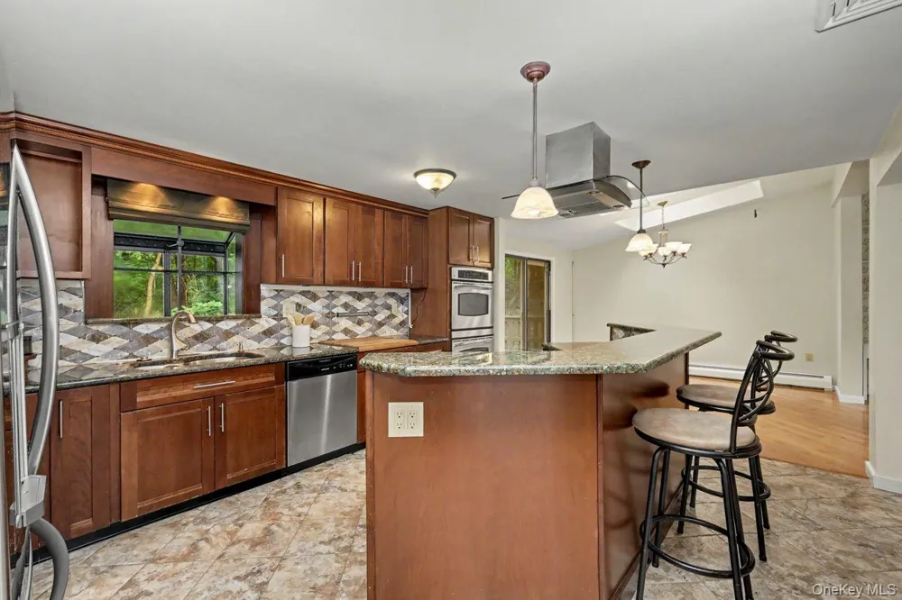 5 Trolley Road Cortlandt Manor, NY 10567