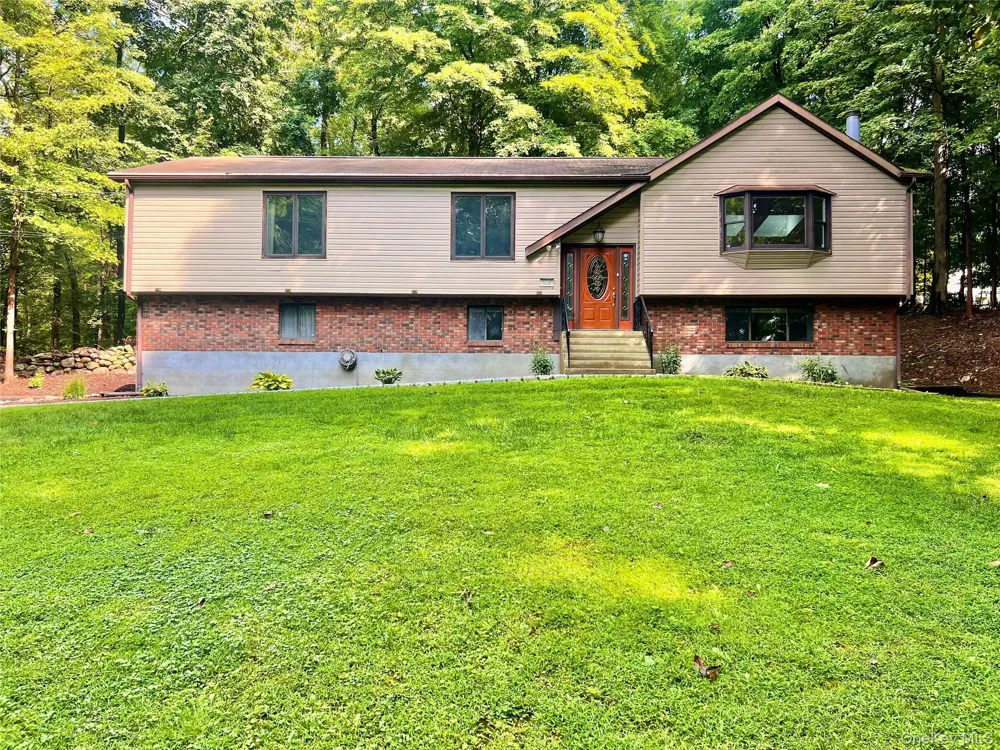 5 Trolley Road Cortlandt Manor, NY 10567