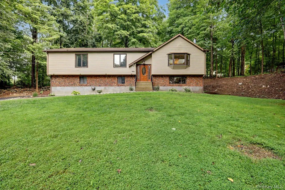 5 Trolley Road Cortlandt Manor, NY 10567