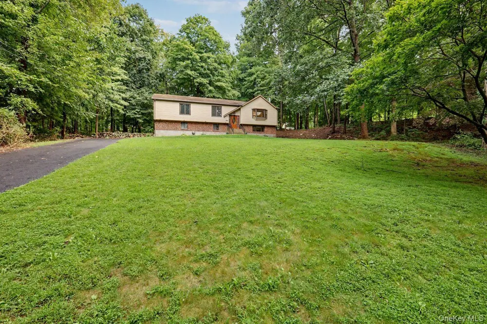 5 Trolley Road Cortlandt Manor, NY 10567