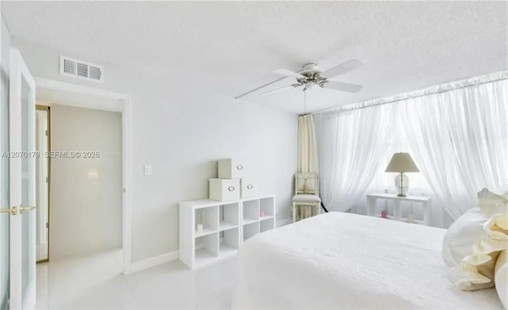 4400 Hillcrest Dr #602B Hollywood, FL 33021