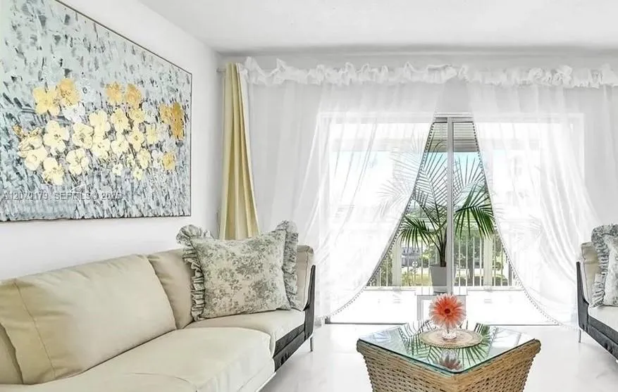 4400 Hillcrest Dr #602B Hollywood, FL 33021