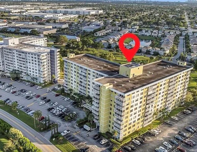4400 Hillcrest Dr #602B Hollywood, FL 33021