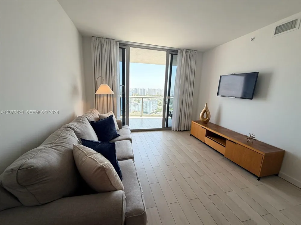 2600 E Hallandale Beach Blvd #T3209 Hallandale Beach, FL 33009