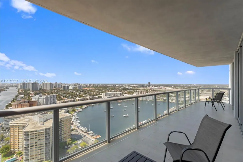2600 E Hallandale Beach Blvd #T3209 Hallandale Beach, FL 33009