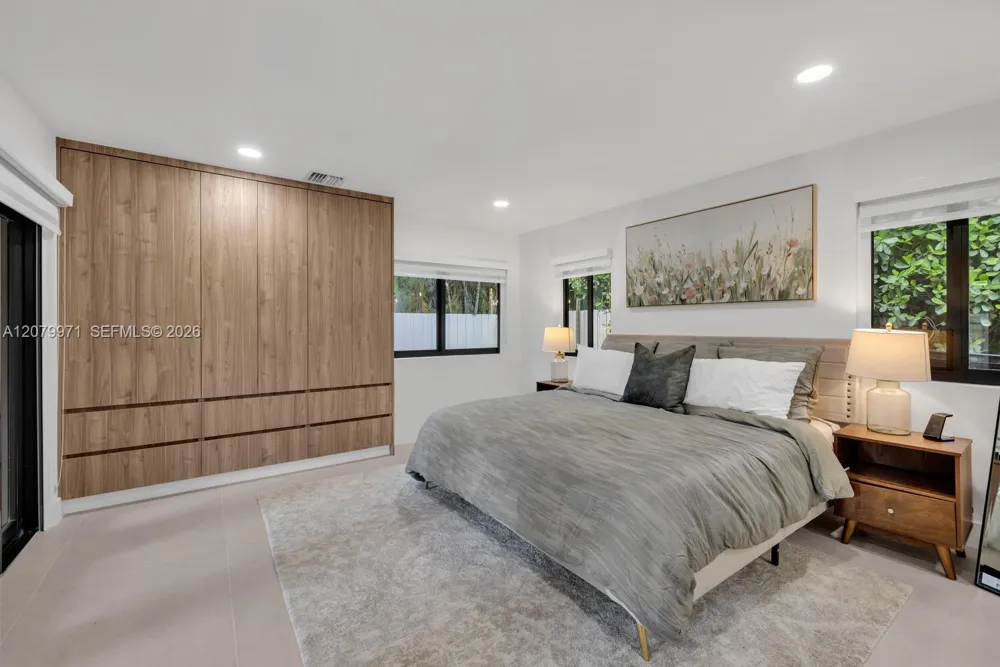 220 NE 105th St Miami Shores, FL 33138