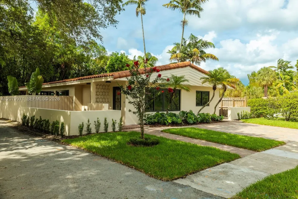 220 NE 105th St Miami Shores, FL 33138