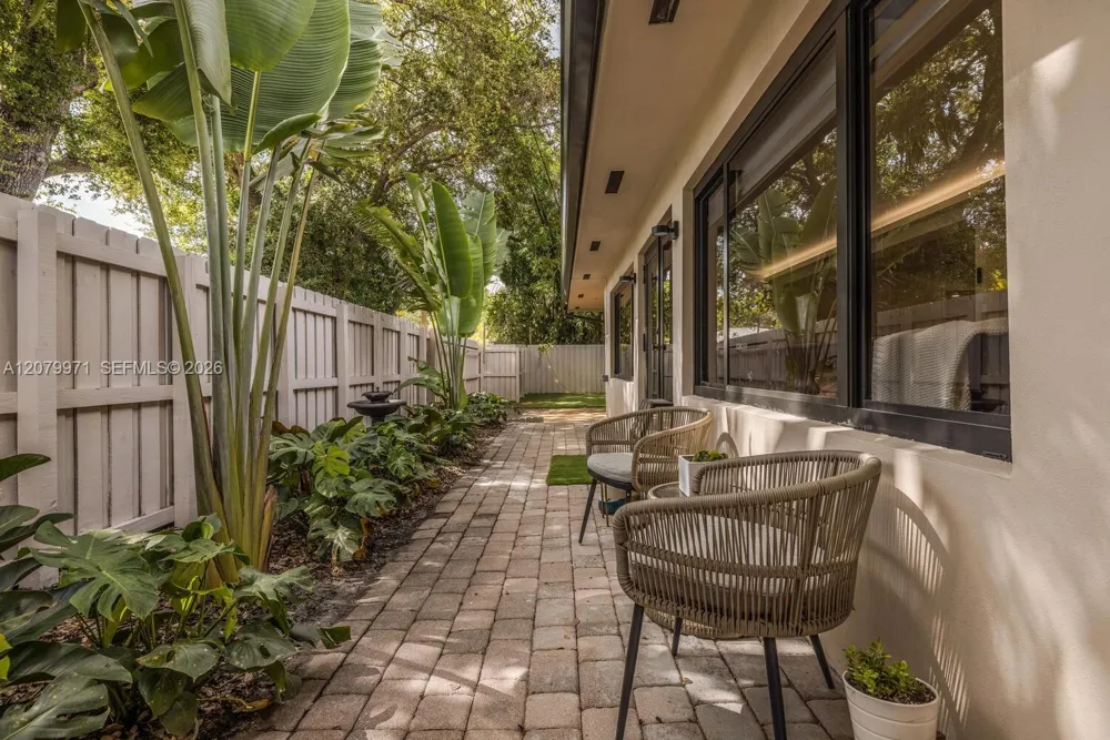 220 NE 105th St Miami Shores, FL 33138