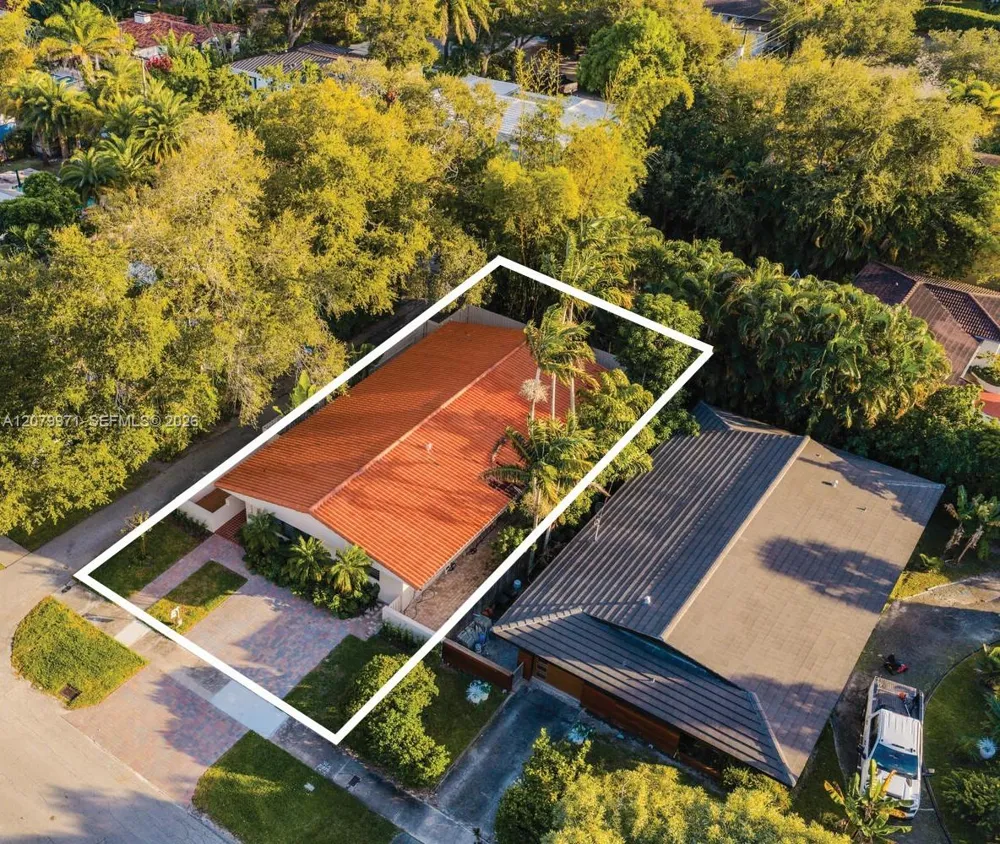220 NE 105th St Miami Shores, FL 33138