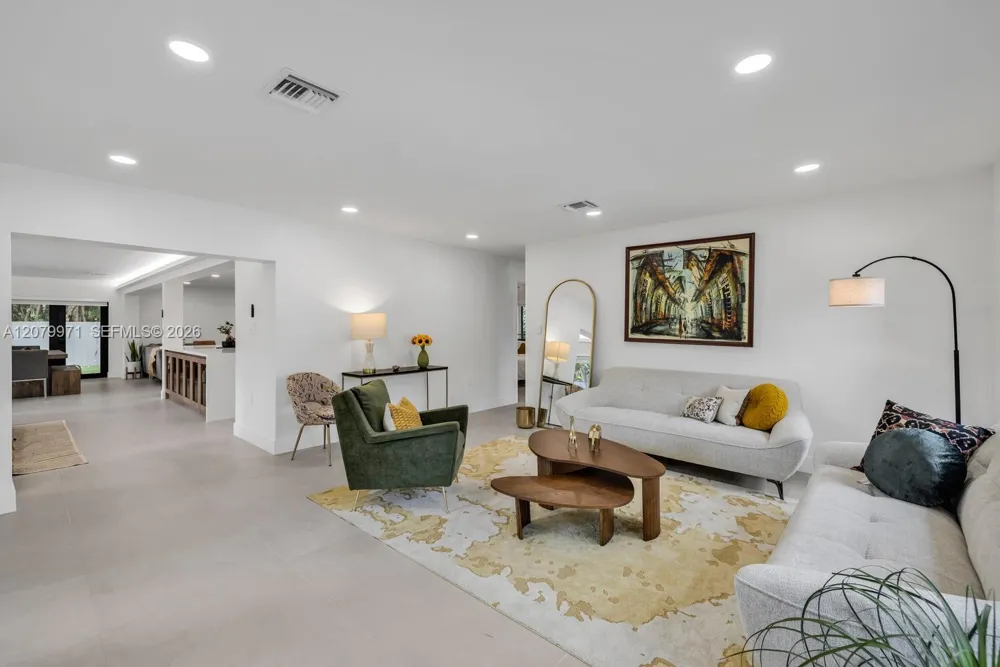 220 NE 105th St Miami Shores, FL 33138