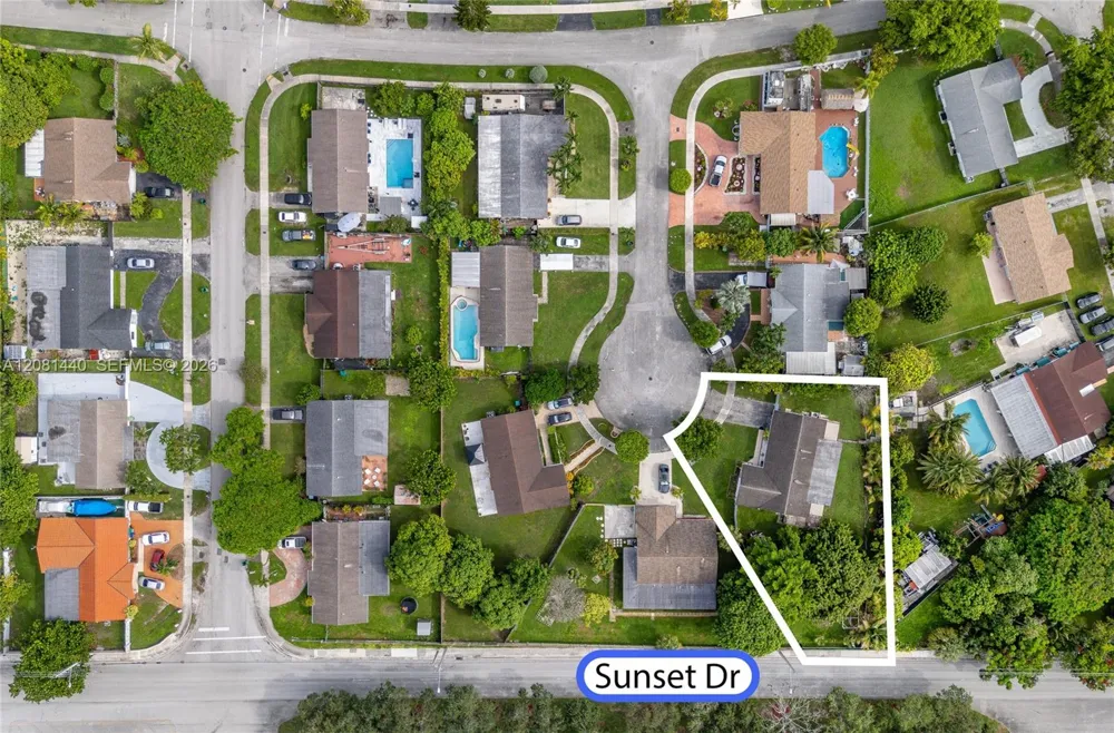 7159 SW 148th Pl Miami, FL 33193