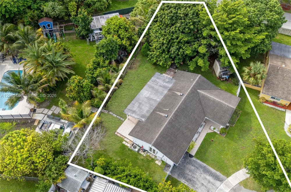 7159 SW 148th Pl Miami, FL 33193