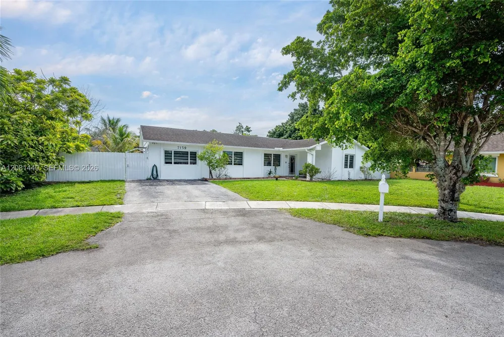 7159 SW 148th Pl Miami, FL 33193
