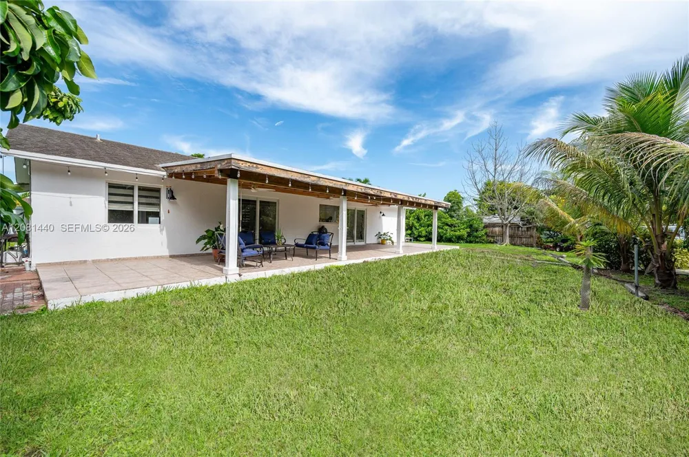 7159 SW 148th Pl Miami, FL 33193