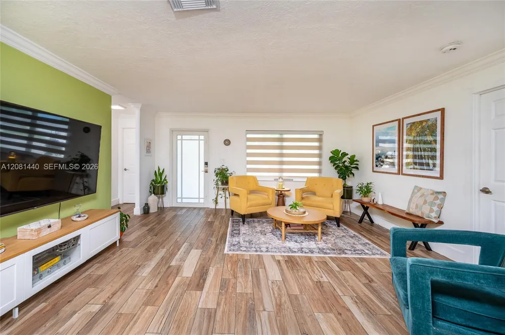 7159 SW 148th Pl Miami, FL 33193
