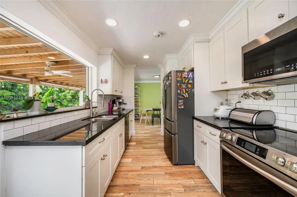 7159 SW 148th Pl Miami, FL 33193