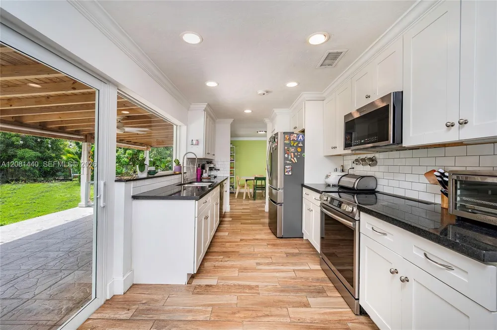 7159 SW 148th Pl Miami, FL 33193