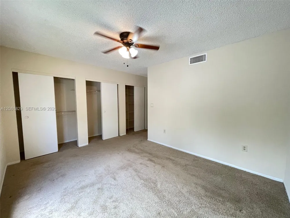 8432 Coral Lake Way #8432 Coral Springs, FL 33065