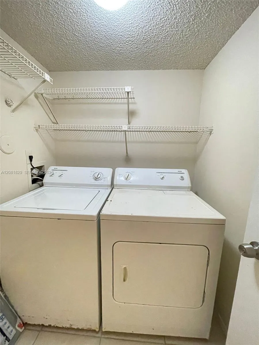 8432 Coral Lake Way #8432 Coral Springs, FL 33065