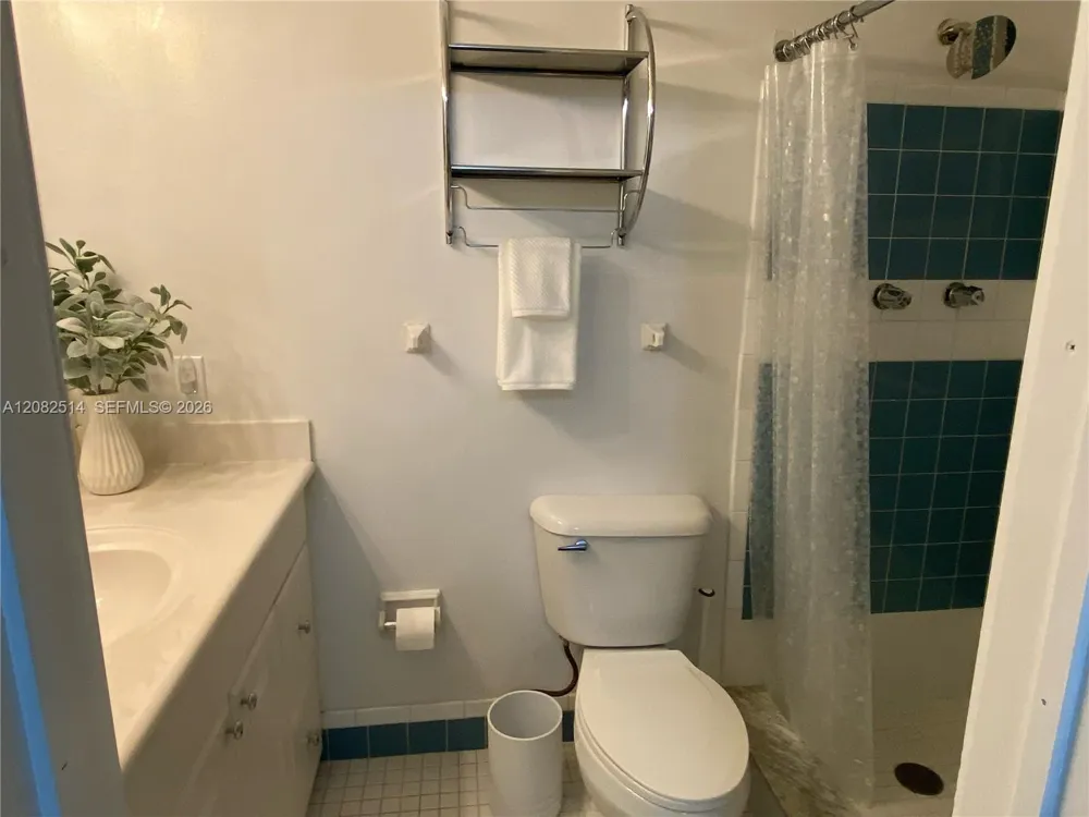 9840 SW 165th Ter #1 Miami, FL 33157