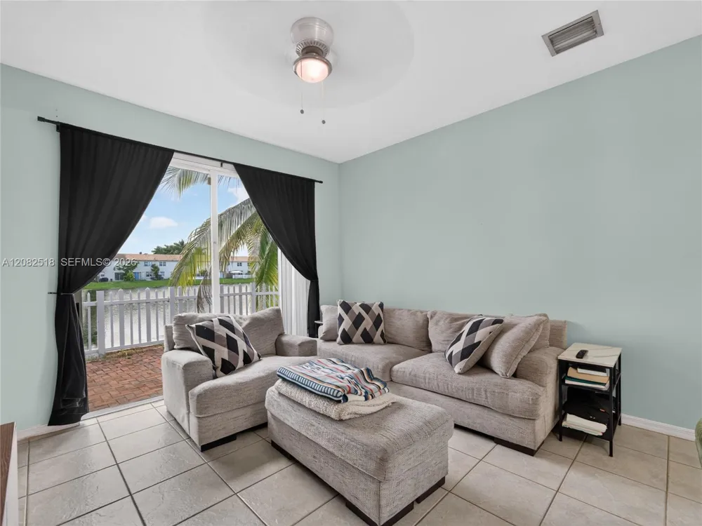 1030 NE 42nd Ter Homestead, FL 33033