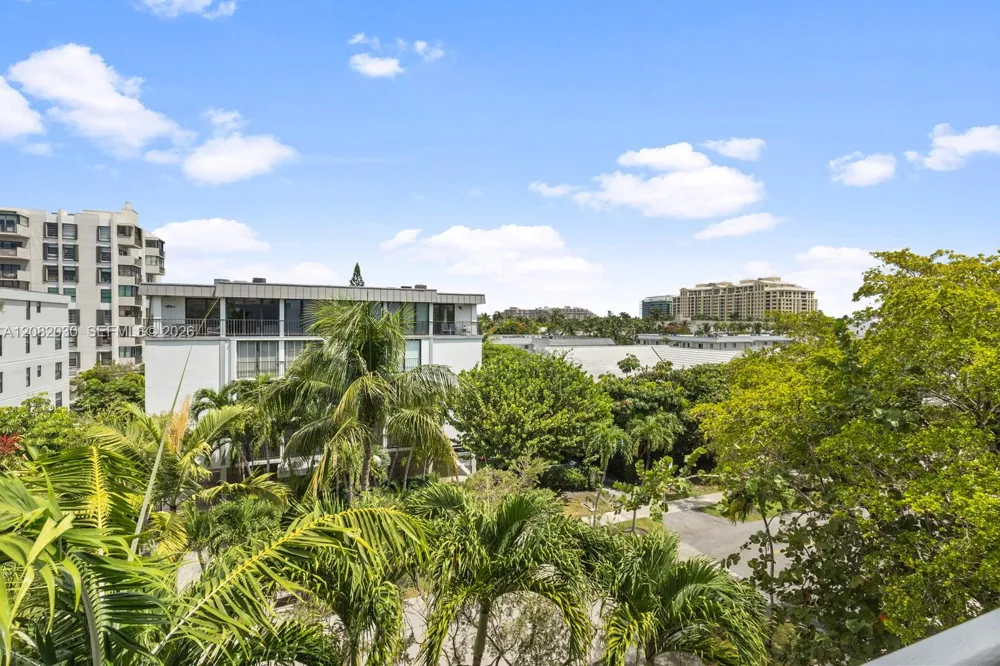 150 Sunrise Dr #5A Key Biscayne, FL 33149