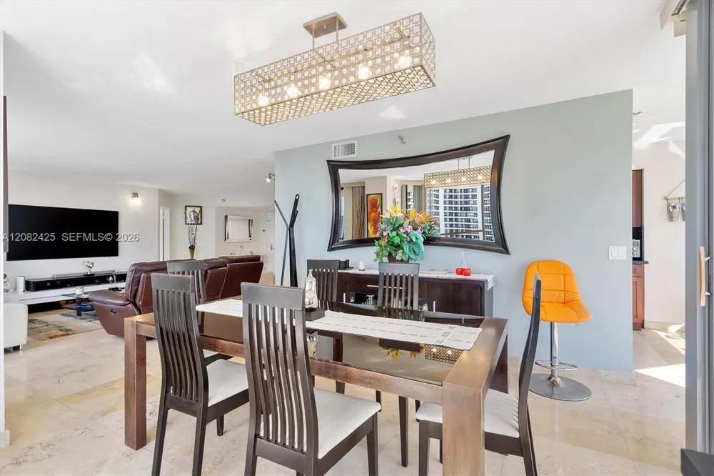 3500 Mystic Pointe Dr #806 Aventura, FL 33180