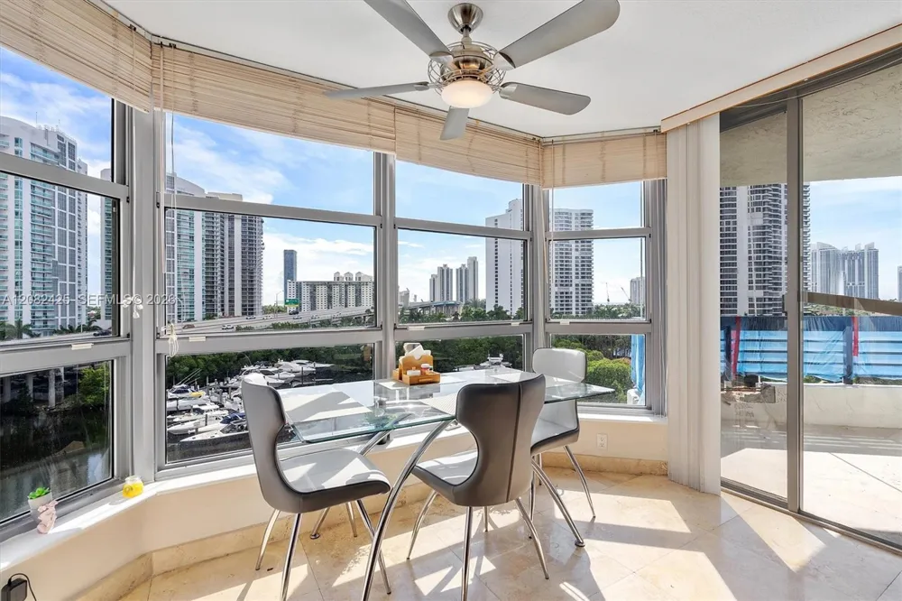 3500 Mystic Pointe Dr #806 Aventura, FL 33180