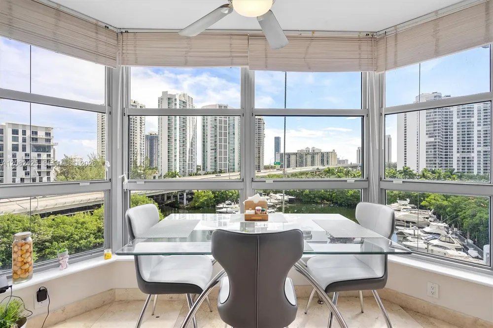 3500 Mystic Pointe Dr #806 Aventura, FL 33180