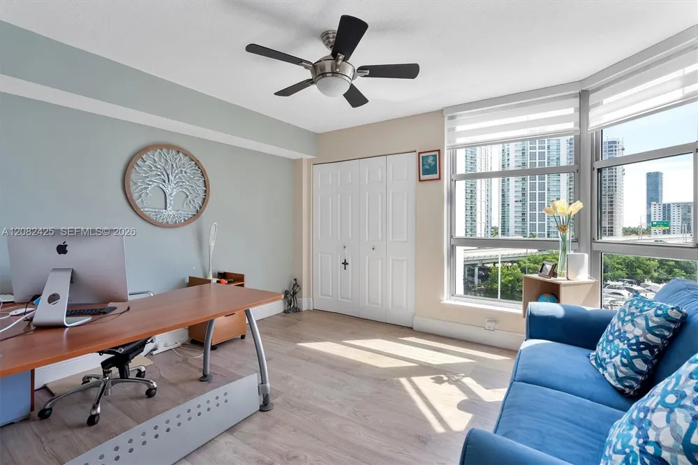 3500 Mystic Pointe Dr #806 Aventura, FL 33180