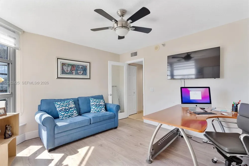 3500 Mystic Pointe Dr #806 Aventura, FL 33180