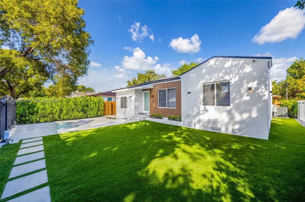 511 NW 48th St Miami, FL 33127