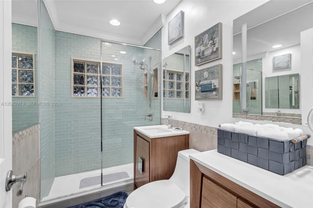 100 NE 26th Dr #100 Wilton Manors, FL 33334