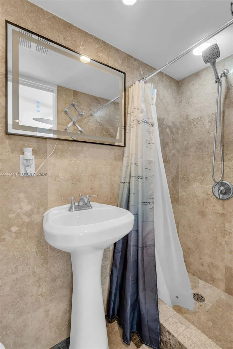 100 NE 26th Dr #100 Wilton Manors, FL 33334