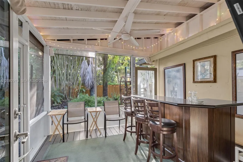 100 NE 26th Dr #100 Wilton Manors, FL 33334