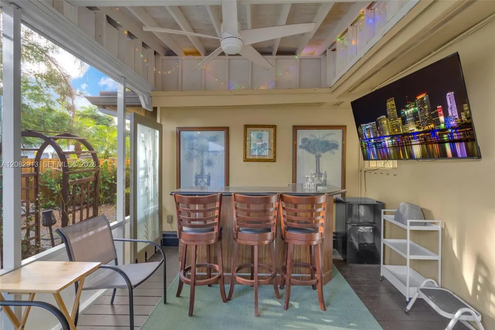 100 NE 26th Dr #100 Wilton Manors, FL 33334
