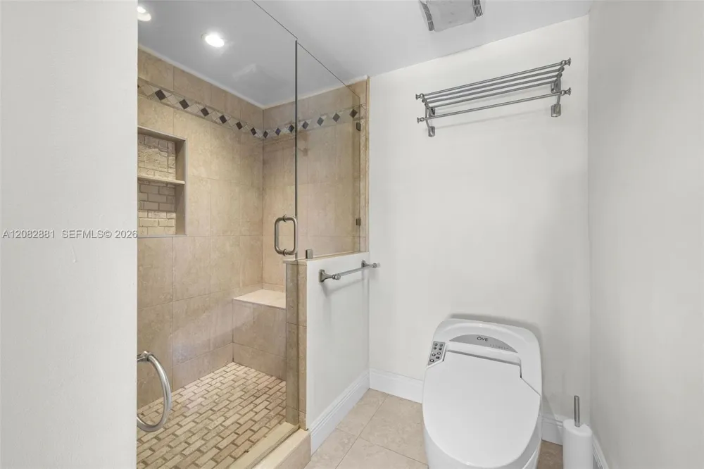 3756 NE 167th St #44 North Miami Beach, FL 33160